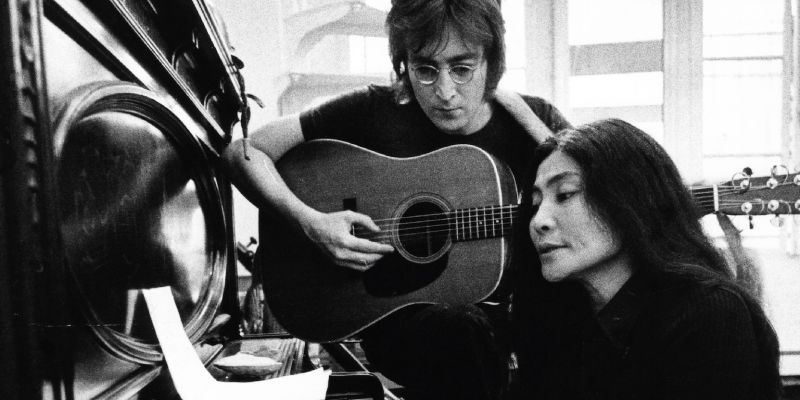 JOHN & YOKO: ONE TO ONE